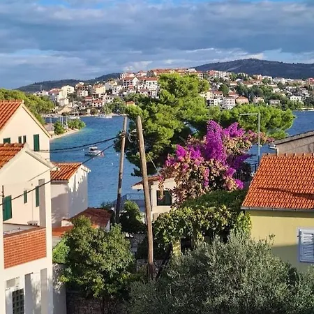 Petrovic * Rogoznica (Sibenik-Knin)