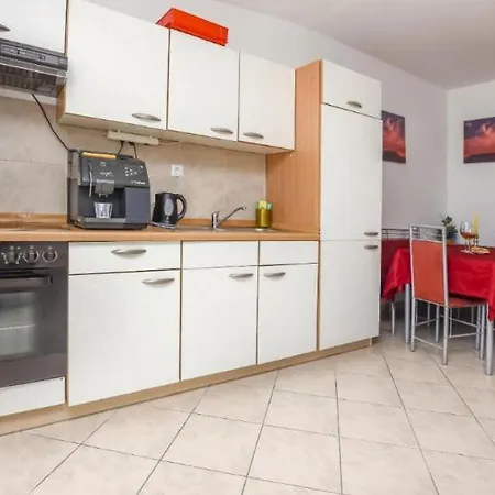 Apartment Petrovic