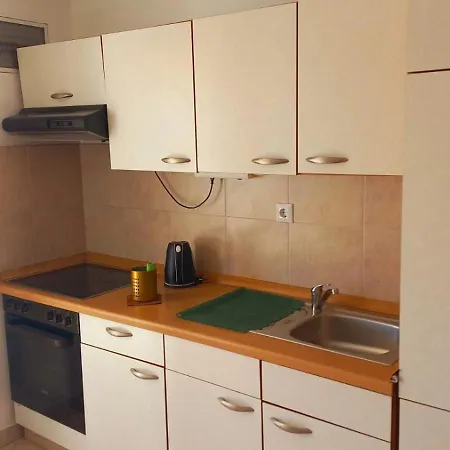 Apartment Petrovic *