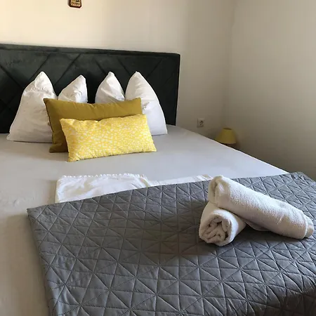 Apartment Petrovic Rogoznica (Sibenik-Knin)