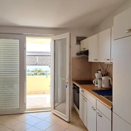 Petrovic Apartman Rogoznica