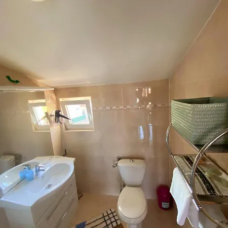 Petrovic Apartman Rogoznica