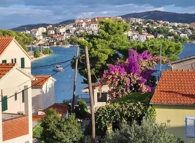 Petrovic * Rogoznica (Sibenik-Knin)