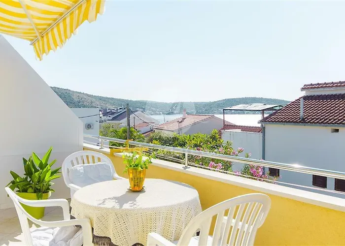 Petrovic アパート *